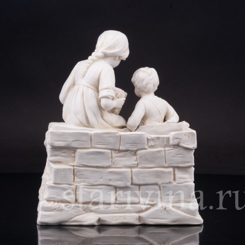 Фарфоровая статуэтка "Поиграй мне на гармошке!", Volkstedt, Германия, кон. 19 - нач. 20 вв.