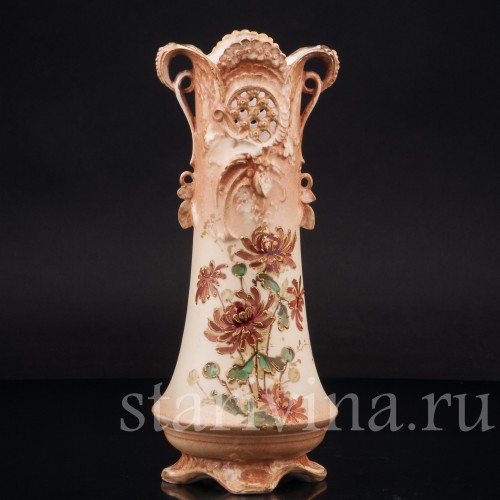 Ваза из фарфора Алые астры, Ernst Wahliss, Австрия, нач. 20 в.