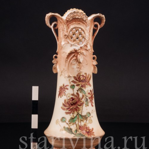 Ваза из фарфора Алые астры, Ernst Wahliss, Австрия, нач. 20 в.