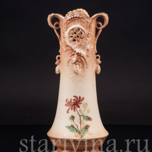 Ваза из фарфора Алые астры, Ernst Wahliss, Австрия, нач. 20 в.