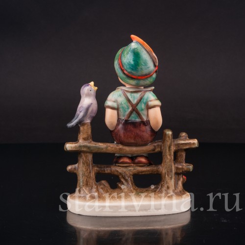 Фигурка из фарфора Мальчик с птичкой Goebel, Германия, 1964-72 гг.