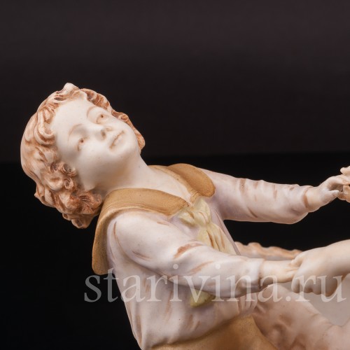 Фарфоровая статуэтка Детство, Ernst Wahliss, Австрия, 1900 гг.