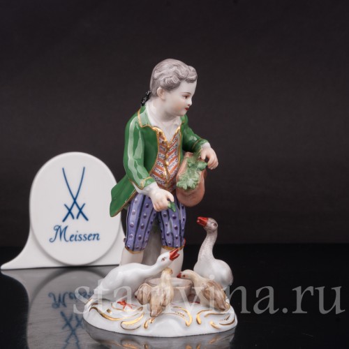 Фарфоровая статуэтка Мальчик, кормящий гусей, Meissen, Германия, сер. 19 - нач. 20 вв.