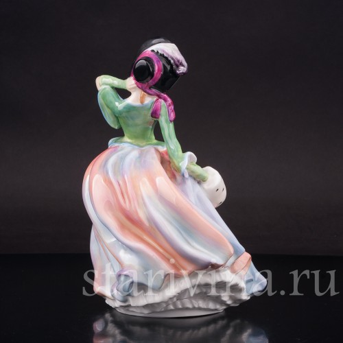 Фигурка девушки из фарфора Весенний ветерок Royal Doulton, Великобритания, 1939-76 гг.