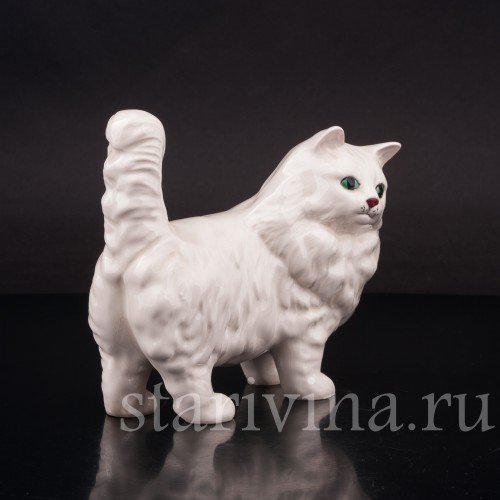 Фарфоровая фигурка Белый котёнок, Royal Doulton, Великобритания, вт. пол. 20 в.