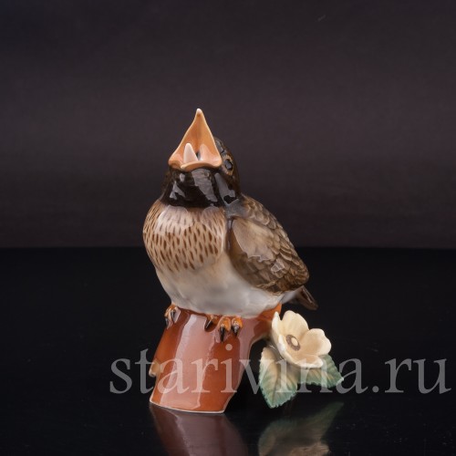 Фигурка птицы из фарфора Птенец дрозда на разбитом горшке Hutschenreuther, Германия, 1970 гг.