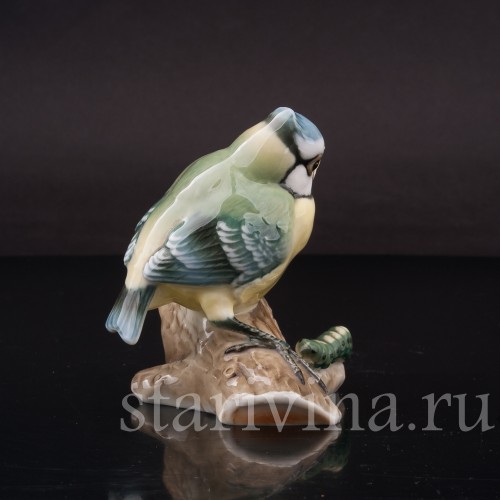 Фигурка птицы из фарфора Птенец лазоревки с гусеницей, Hutschenreuther, Германия, 1970 гг.