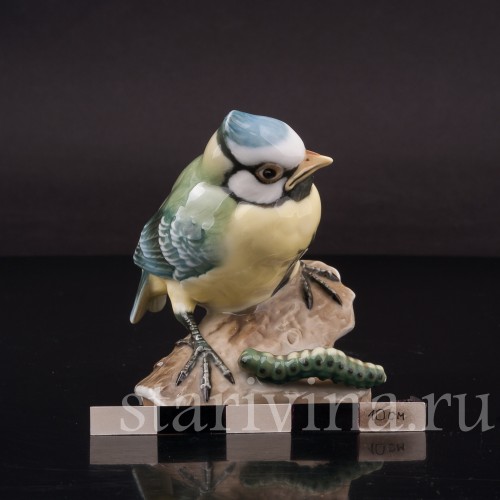 Фигурка птицы из фарфора Птенец лазоревки с гусеницей, Hutschenreuther, Германия, 1970 гг.
