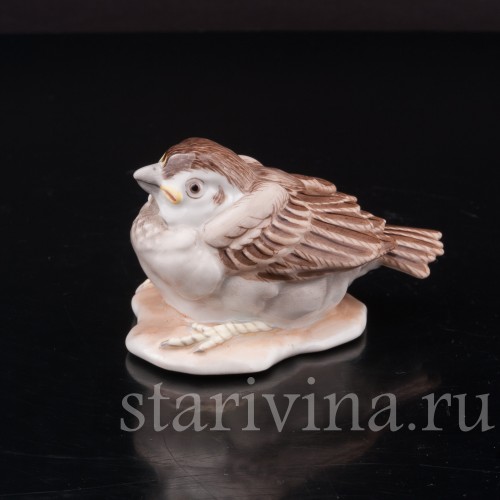Фигурка птицы из фарфора Птенец воробья Augarten, Австрия, вт. пол. 20 в.