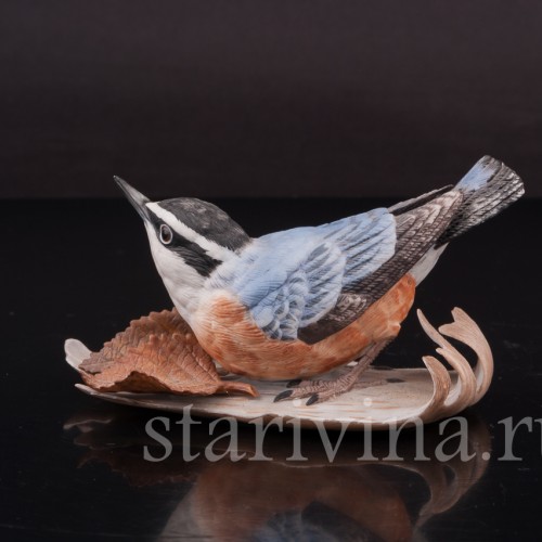 Фигурка птицы из фарфора Красногрудый поползень, Lenox, США, кон. 20 в.