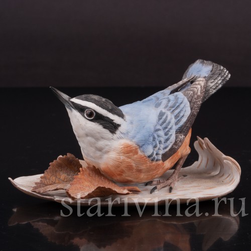 Фигурка птицы из фарфора Красногрудый поползень, Lenox, США, кон. 20 в.