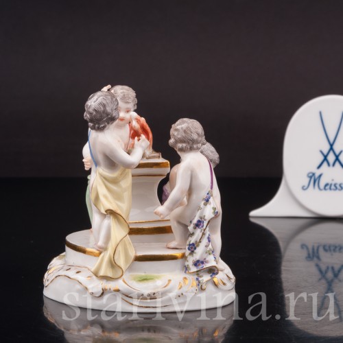 Фарфоровая фигурка Аллегория зимы, путти у огня, миниатюра, Meissen, Германия, сер. 19 - нач. 20 вв.