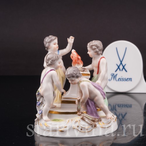 Фарфоровая фигурка Аллегория зимы, путти у огня, миниатюра, Meissen, Германия, сер. 19 - нач. 20 вв.