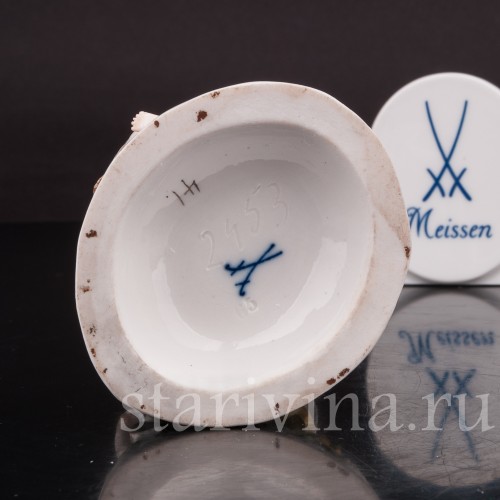 Фарфоровая фигурка Аллегория зимы, путти у огня, миниатюра, Meissen, Германия, сер. 19 - нач. 20 вв.