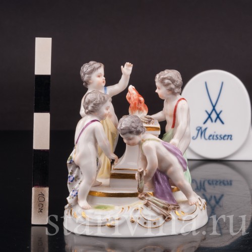 Фарфоровая фигурка Аллегория зимы, путти у огня, миниатюра, Meissen, Германия, сер. 19 - нач. 20 вв.