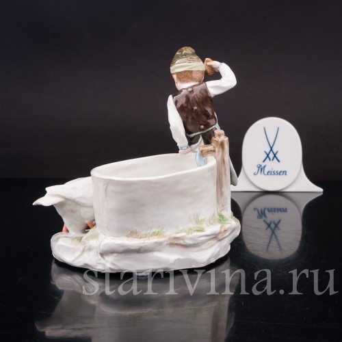 Фарфоровая статуэтка Мальчик и гуси Meissen, Германия, кон. 19  - нач. 20 в..