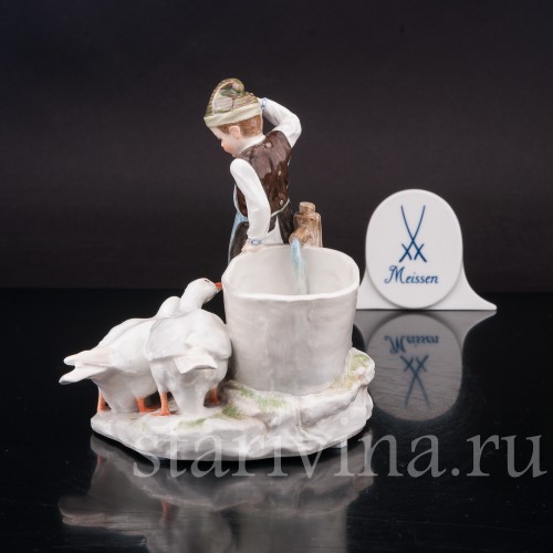 Фарфоровая статуэтка Мальчик и гуси Meissen, Германия, кон. 19  - нач. 20 в..