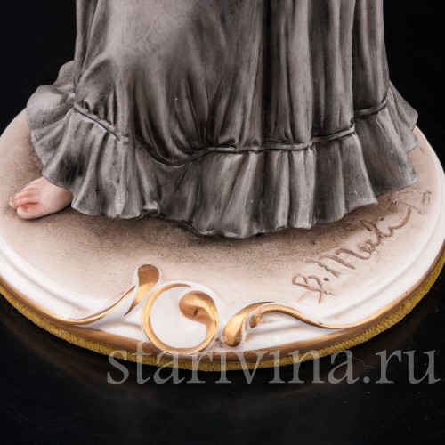 Фарфоровая статуэтка Цыганка, Bruno Merli, Италия, сер. 20 века.