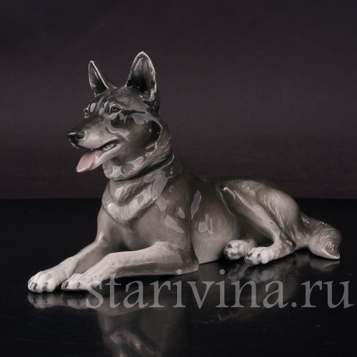 Фигурка собаки из фарфора Лежащая овчарка Heubach, Германия, нач. 20 в.