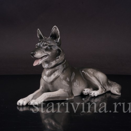 Фигурка собаки из фарфора Лежащая овчарка Heubach, Германия, нач. 20 в.