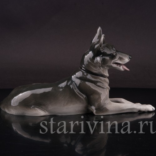 Фигурка собаки из фарфора Лежащая овчарка Heubach, Германия, нач. 20 в.