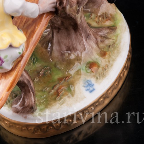 Фарфоровая фигурка Дети на качелях, Volkstedt, Германия, вт. пол. 20 в.