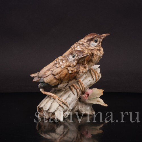 Фигурка птиц из фарфора Птенцы чёрного дрозда Tay, Италия, сер. 20 века.