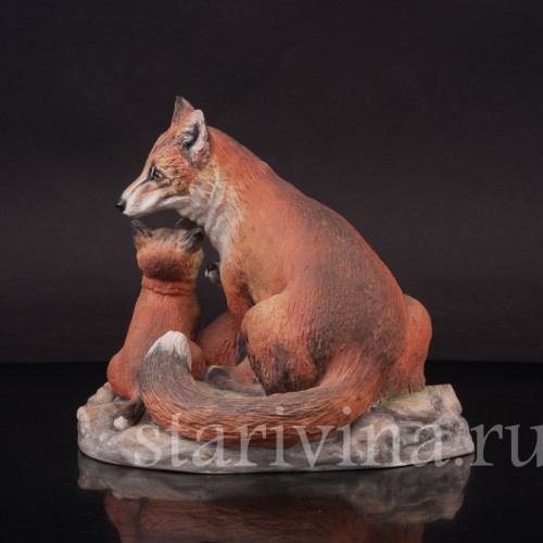 Фигурка из фарфора Лиса с лисятами, Boehm, Англия, кон. 20 в.