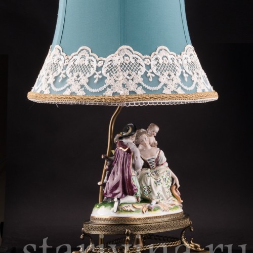 Фарфоровая лампа Влюбленная пара, Sitzendorf, Германия, сер. 20 века.