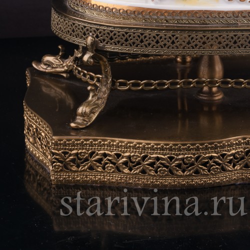 Фарфоровая лампа Влюбленная пара, Sitzendorf, Германия, сер. 20 века.