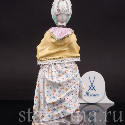 Фарфоровая статуэтка Дама с муфтой, читающая письмо, Meissen, Германия, сер. 19 - нач. 20 вв.