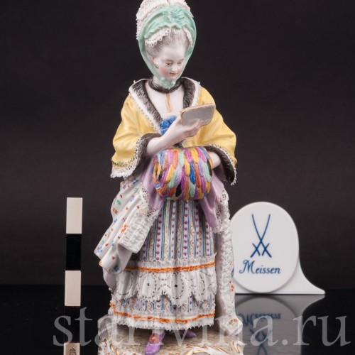 Фарфоровая статуэтка Дама с муфтой, читающая письмо, Meissen, Германия, сер. 19 - нач. 20 вв.