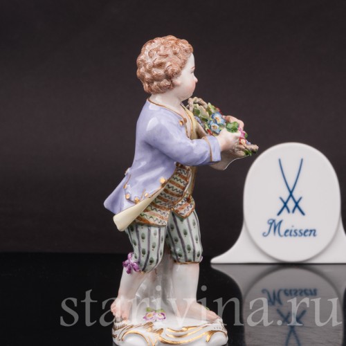 Фарфоровая статуэтка Мальчик с корзиной цветов, Meissen, Германия, перв. пол. 20 в.