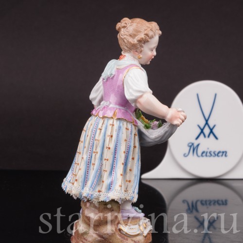 Фарфоровая статуэтка Девочка с цветами в подоле, Meissen, Германия, 19 век.