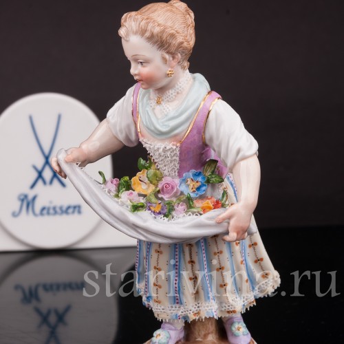 Фарфоровая статуэтка Девочка с цветами в подоле, Meissen, Германия, 19 век.