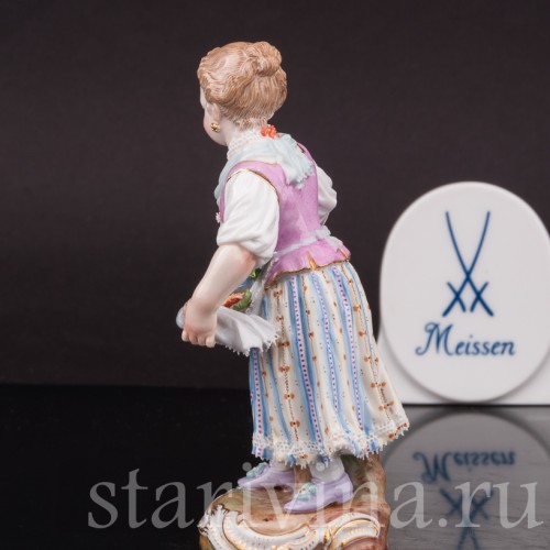 Фарфоровая статуэтка Девочка с цветами в подоле, Meissen, Германия, 19 век.