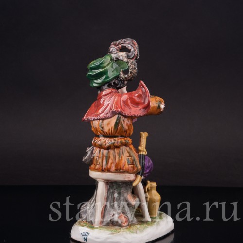 Фигурка из фарфора Странствующий музыкант со скрипкой Ernst Bohne Sohne, Германия, нач. 20 в.
