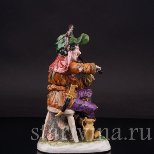 Фигурка из фарфора Странствующий музыкант со скрипкой Ernst Bohne Sohne, Германия, нач. 20 в.