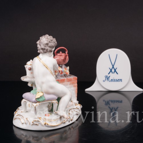 Фарфоровая статуэтка Аллегория огня, путти с чайником, Meissen, Германия, 1951 г.