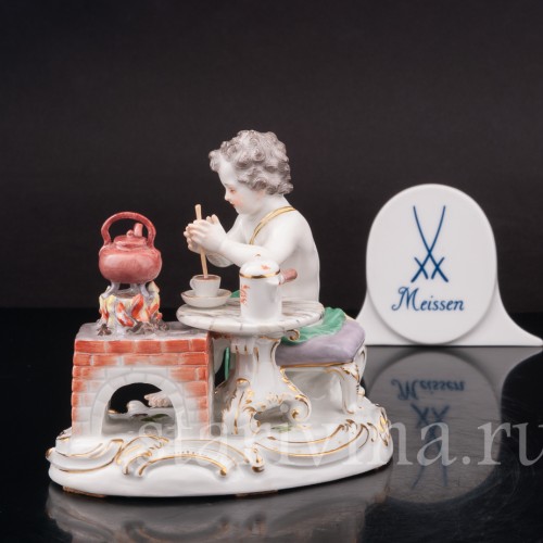 Фарфоровая статуэтка Аллегория огня, путти с чайником, Meissen, Германия, 1951 г.