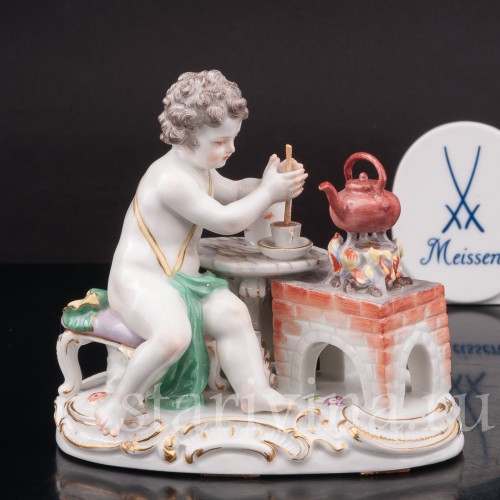 Фарфоровая статуэтка Аллегория огня, путти с чайником, Meissen, Германия, 1951 г.