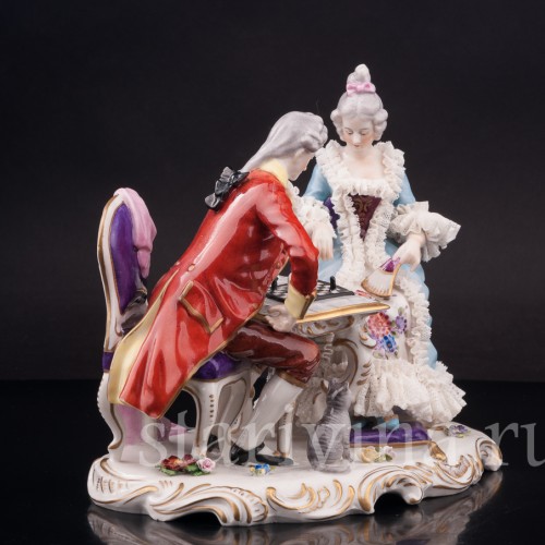 Фарфоровая композиция Шахматная партия, кружевная, Дрезден, Германия, сер. 20 века.