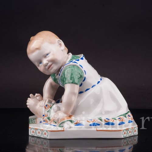 Фигурка из фарфора Девочка с куклой, Schwarzburger, Германия, нач. 20 в.