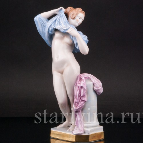 Фарфоровая статуэтка девушки Купальщица, Von Schierholz, Германия, 1930 гг.
