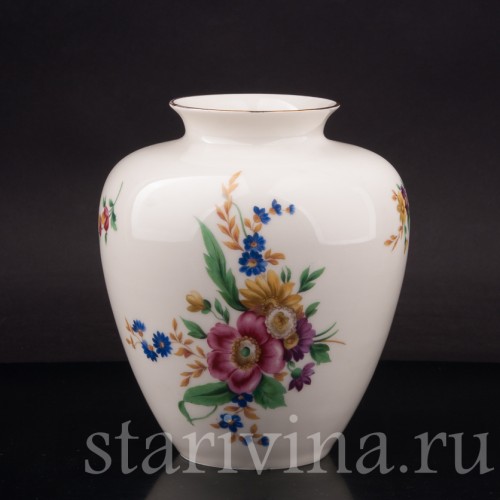 Ваза из фарфора Полевые цветы, Hutschenreuther, Германия, 1949-69 гг.