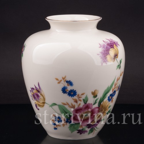Ваза из фарфора Полевые цветы, Hutschenreuther, Германия, 1949-69 гг.