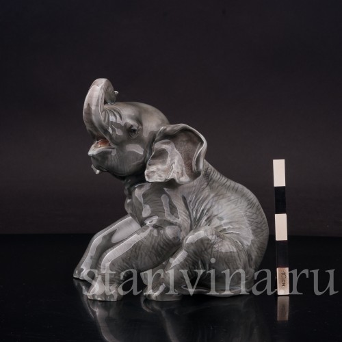 Фарфоровая статуэтка Сидящий слон, Rosenthal, Германия, 1930-40 гг.