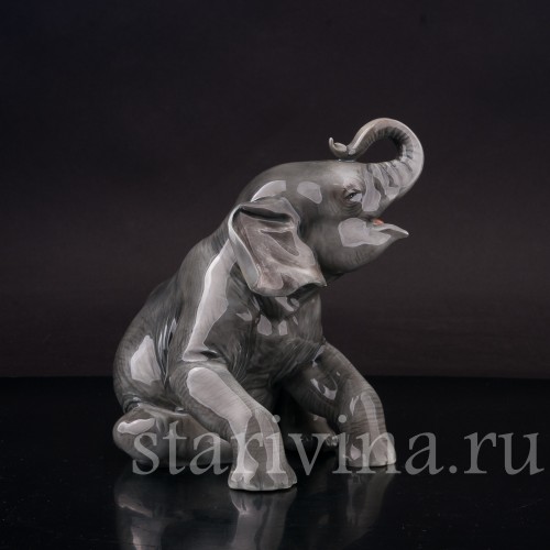Фарфоровая статуэтка Сидящий слон, Rosenthal, Германия, 1930-40 гг.