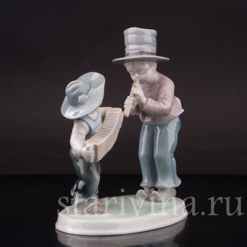 Фигурка детей из фарфора Маленький оркестр, Metzler & Ortloff, Германия, перв. пол. 20 в.