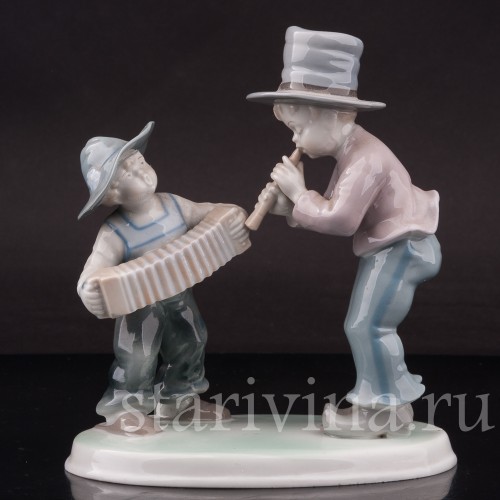 Фигурка детей из фарфора Маленький оркестр, Metzler & Ortloff, Германия, перв. пол. 20 в.